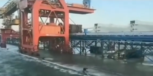 辽宁沿海口岸突发海水倒灌，，，，，，部分口岸暂停作业